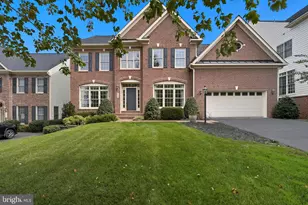 4445 Tuscany Ct, Woodbridge, VA 22192 - Photo 1