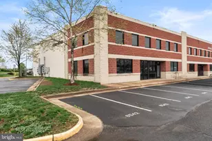 8542 Virginia Meadows Dr, Manassas, VA 20109 - Photo 1