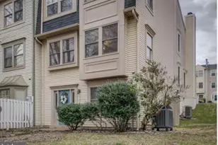 12140 Salemtown Dr, Woodbridge, VA 22192 - Photo 1