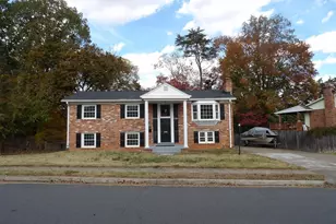 4304 Eldorado Dr, Woodbridge, VA 22193 - Photo 1