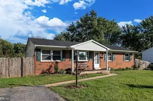 13317 Hillendale Dr, Woodbridge, VA 22193 - Photo 1