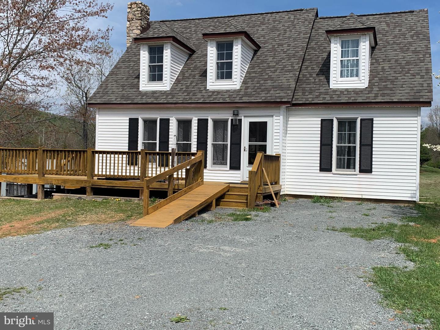 663 Aaron Mountain Rd, Castleton, VA 22716 MLS VARP2000500 Coldwell