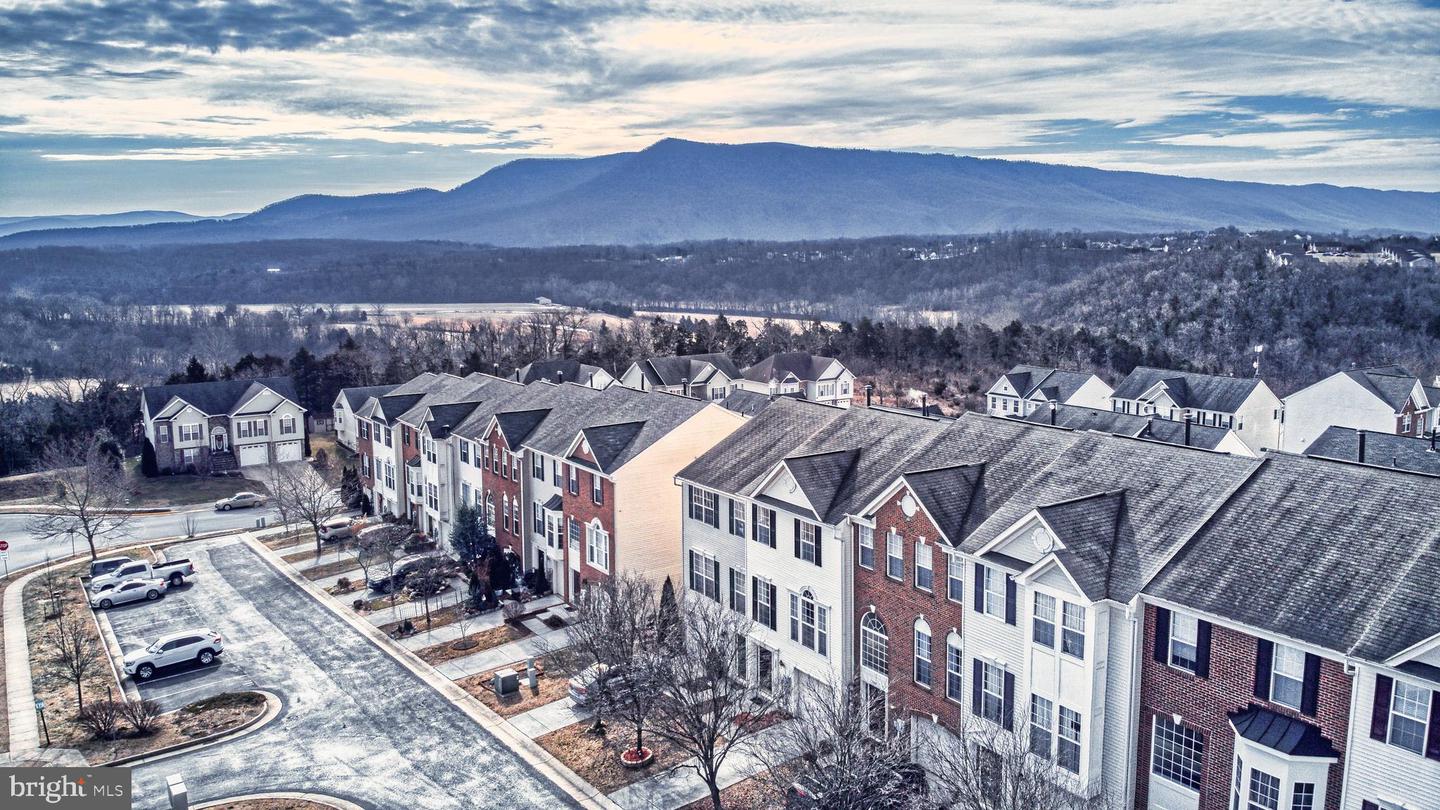 174 Oxbow Dr, Strasburg, VA 22657 MLS VASH121202 Coldwell Banker