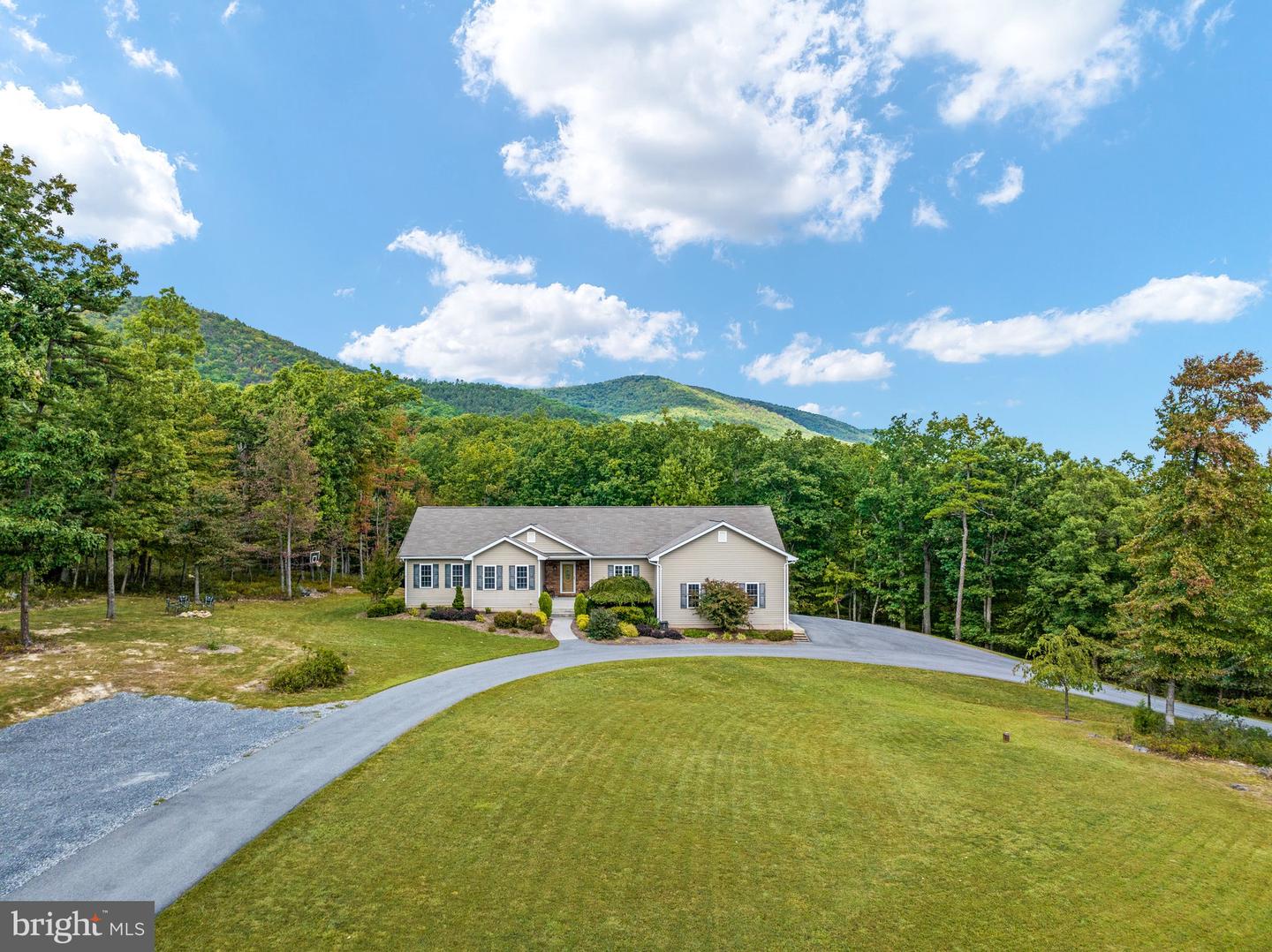 460 Bethany Ln, Fort Valley, VA 22652 MLS VASH2004518 Coldwell Banker