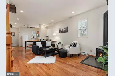 121 W Confederate Street, New Market, VA 22844 - Photo 1