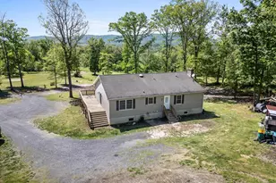 246 Locust Ln, Edinburg, VA 22824 - Photo 1