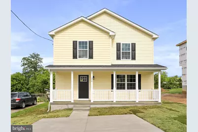 378 Royal Avenue, Strasburg, VA 22657 - Photo 1