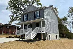 407 Crim Dr, Strasburg, VA 22657 - Photo 1