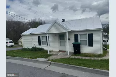 430 W High Street, Woodstock, VA 22664 - Photo 1