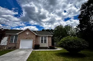 331 Lora Dr, Woodstock, VA 22664 - Photo 1