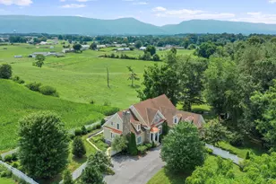 111 Chickadee Ct, Woodstock, VA 22664 - Photo 1