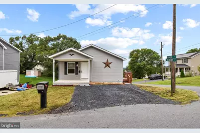 391 Alsberry Street, Strasburg, VA 22657 - Photo 1