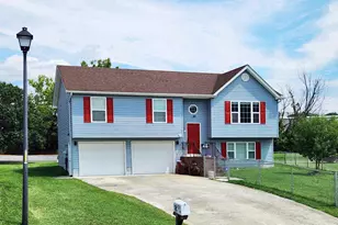 927 Dutchess Cir, Strasburg, VA 22657 - Photo 1