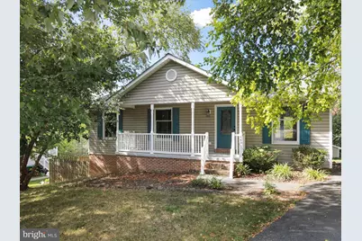 449 E Fairchild Drive, Strasburg, VA 22657 - Photo 1