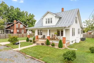 453 Zea St, Strasburg, VA 22657 - Photo 1