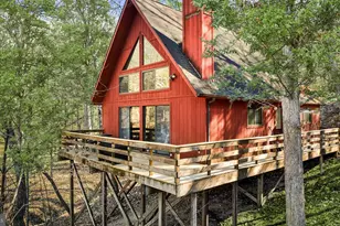 932 Dawn Dr, Basye, VA 22810 - Photo 1