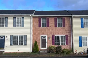 124 Kadies Ln, Edinburg, VA 22824 - Photo 1