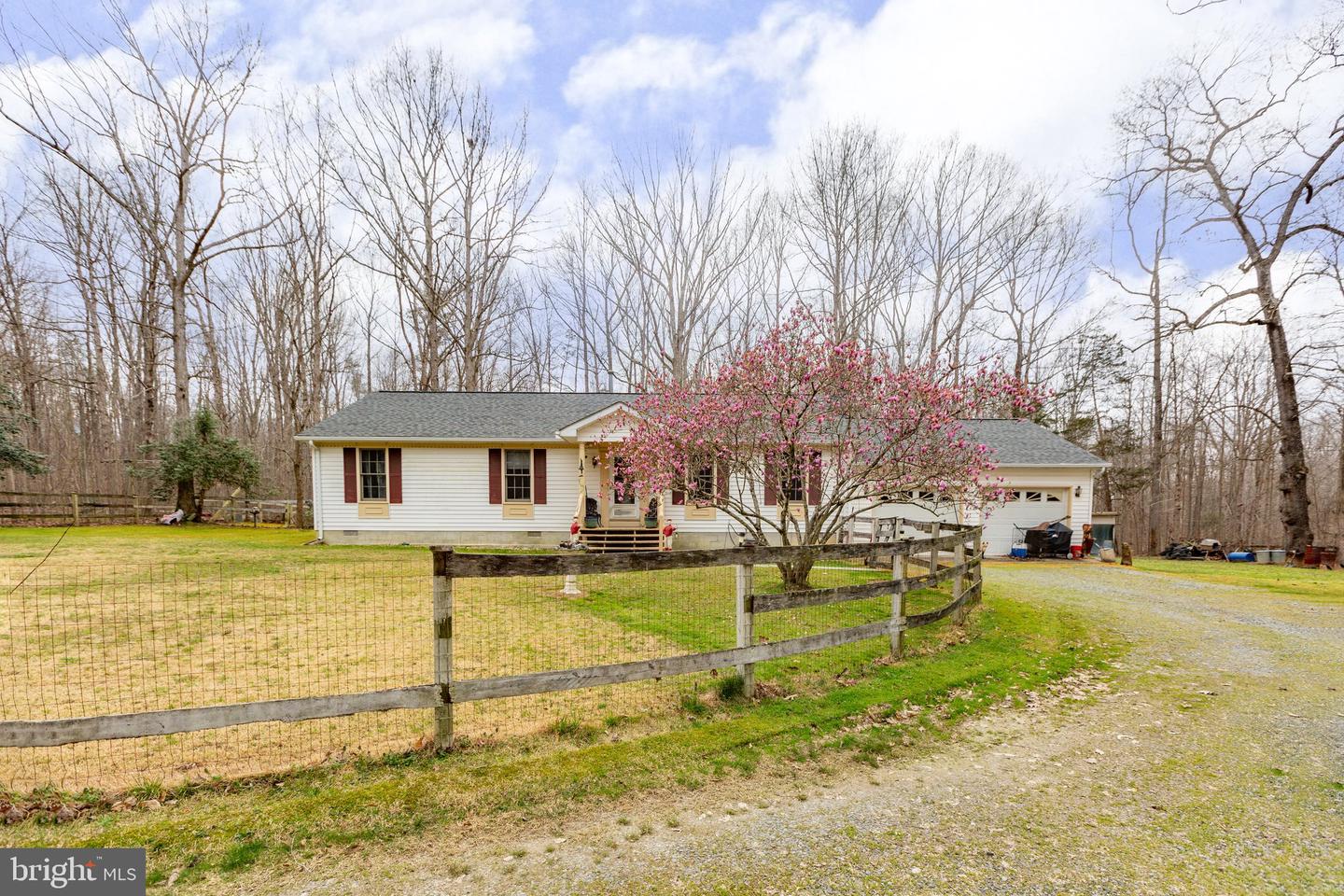 8208 Sleepy Hollow Dr, Partlow, VA 22534 MLS VASP2022962 Coldwell