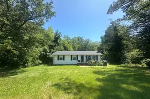 3512 Len Hart Ln, Fredericksburg, VA 22408 - Photo 1