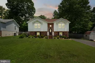10407 Skinner Hill Dr, Fredericksburg, VA 22408 - Photo 1