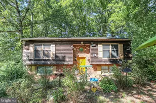 207 Durham Dr, Fredericksburg, VA 22407 - Photo 1