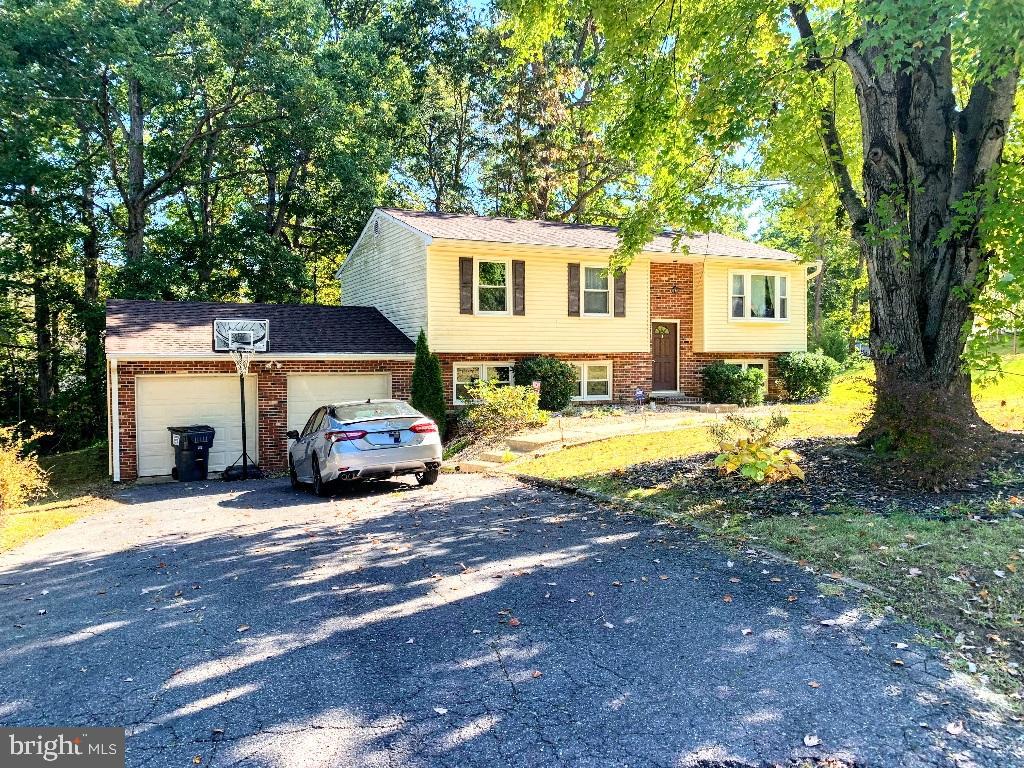 36 Hickory Ridge Dr, Fredericksburg, VA 22405 MLS VAST2016188