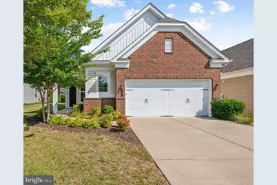 11 Point Bluff Street, Fredericksburg, VA 22406 - Photo 1