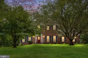 24 Cannon Knolls Dr, Fredericksburg, VA 22406 - Photo 1