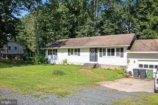 29 Hillcrest Dr, Stafford, VA 22556 - Photo 1