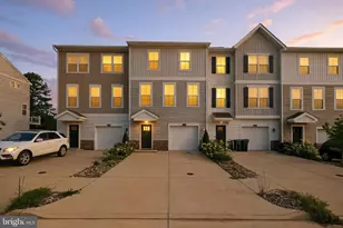 406 Honeyberry Ln, Fredericksburg, VA 22405 - Photo 1