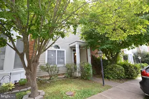 112 W Park Dr, Stafford, VA 22554 - Photo 1