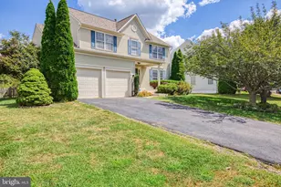 8 Pierre Emmanuel Ct, Fredericksburg, VA 22406 - Photo 1