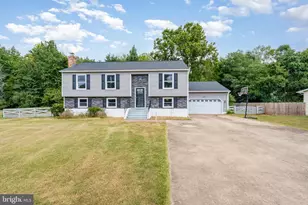 2006 Dewey Dr, Stafford, VA 22554 - Photo 1