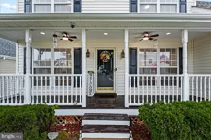 12 Lakeside Dr, Stafford, VA 22554 - Photo 1