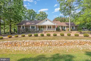 2 Hunters Ct, Fredericksburg, VA 22405 - Photo 1