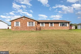 1929 Sierra Dr, Fredericksburg, VA 22405 - Photo 1