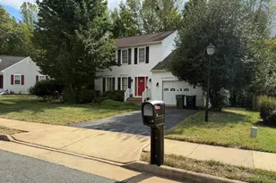 4 Craig Ct, Stafford, VA 22554 - Photo 1