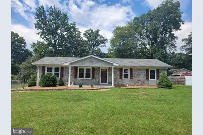 601 Perry Drive, Fredericksburg, VA 22405 - Photo 1