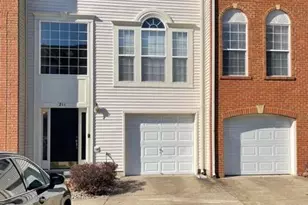 211 Langley Ct, Stafford, VA 22554 - Photo 1