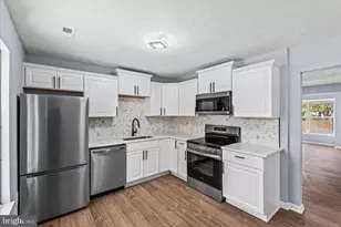 202 Blueridge Ct, Stafford, VA 22554 - Photo 1