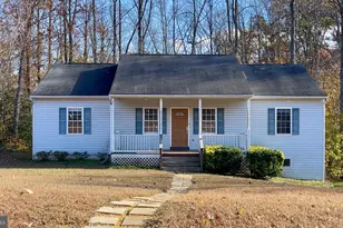 90 Chelsea Manor Ln, Stafford, VA 22554 - Photo 1