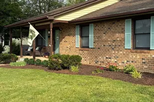 817 Maple Ave, Waynesboro, VA 22980 - Photo 1