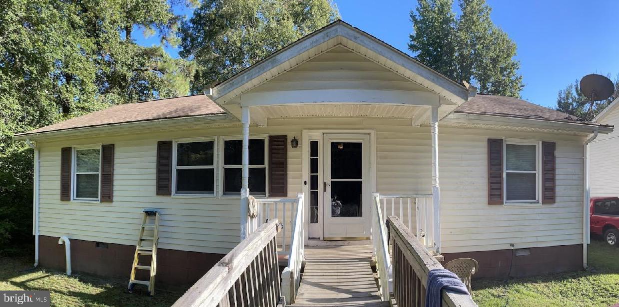 240 Azure Dr, Colonial Beach, VA 22443 MLS VAWE2005342 Coldwell Banker