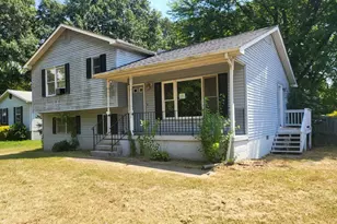 240 Cedar Ave, Colonial Beach, VA 22443 - Photo 1