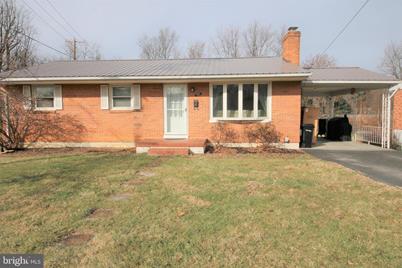 901 Pennsylvania Avenue - Photo 1
