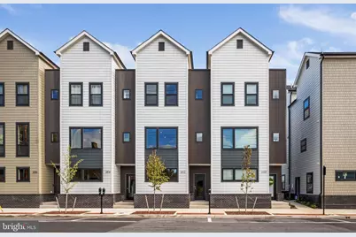 220 E Piccadilly Street, Winchester, VA 22601 - Photo 1