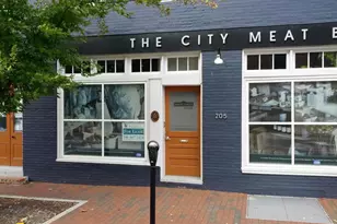 209 N Cameron St, Winchester, VA 22601 - Photo 1