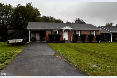 121 Summit Avenue, Winchester, VA 22601 - Photo 1