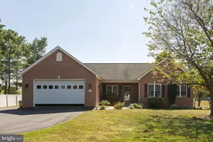 2808 Saratoga Dr, Winchester, VA 22601 - Photo 1