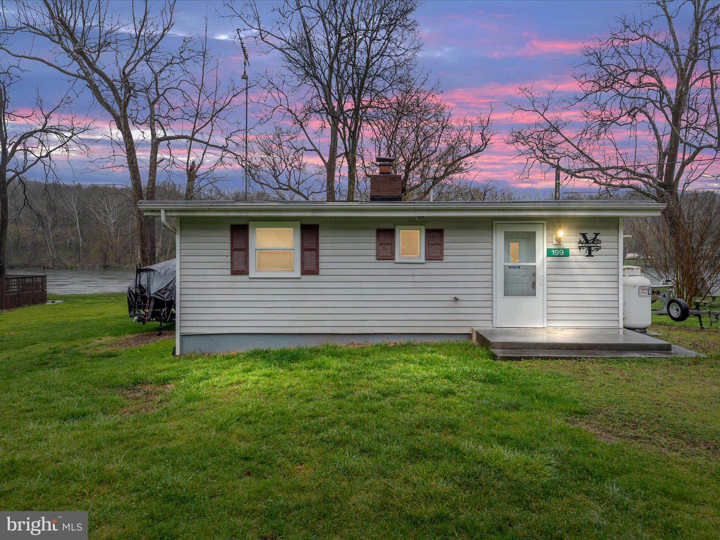 199 Avalon Dr, Front Royal, VA 22630 MLS VAWR2007518 Coldwell Banker